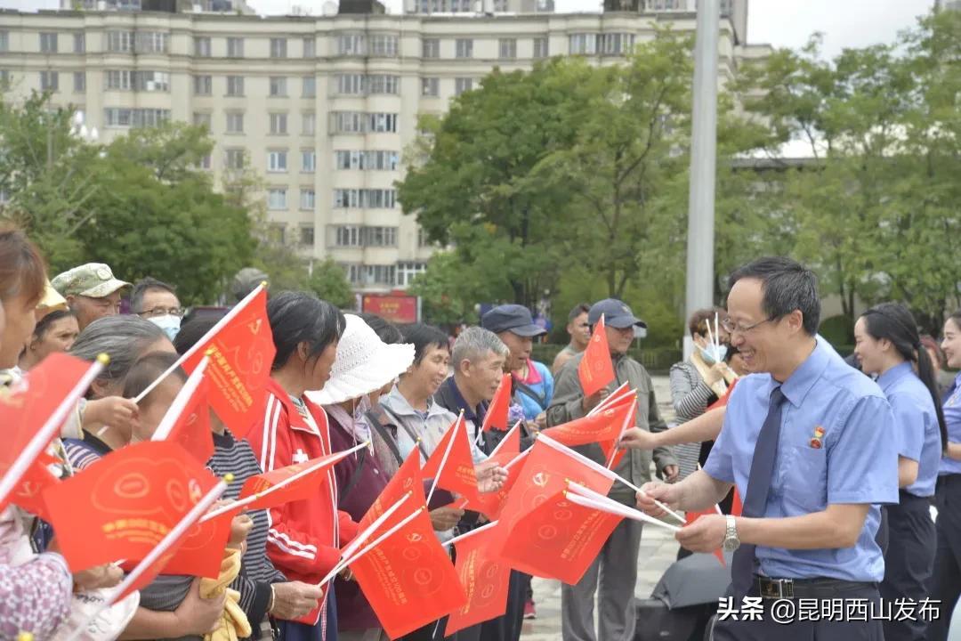 最新紅歌廣場舞變隊形，舞動時代的文化魅力